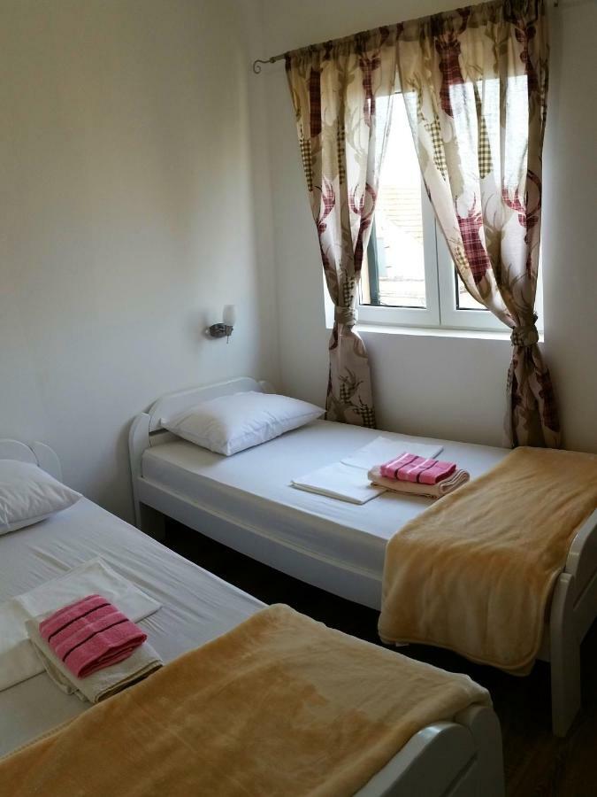 Apartmani Marijana Шибеник Екстер'єр фото